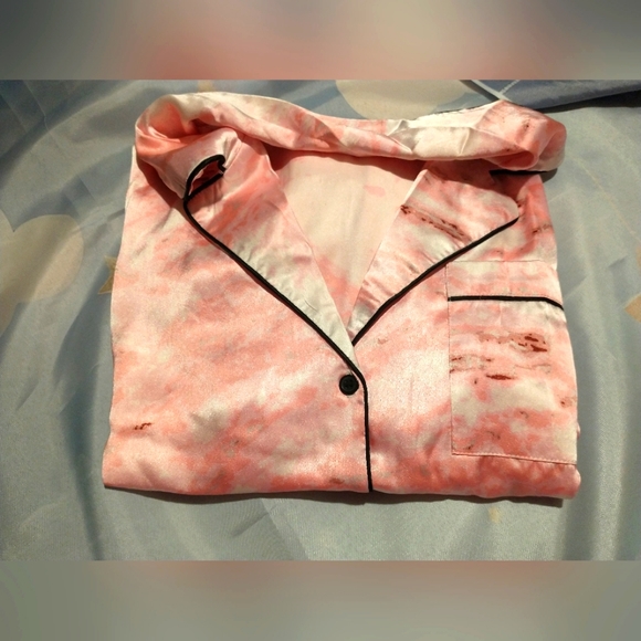 Pretty Little Thing Pink Marble Print Satin Short PJ Set, Small - Picture 5 of 6